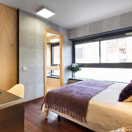 My Space Emirates - Splendid Apartment With Terrace And Pool Near Park Gueell Barcelona Ngoại thất bức ảnh