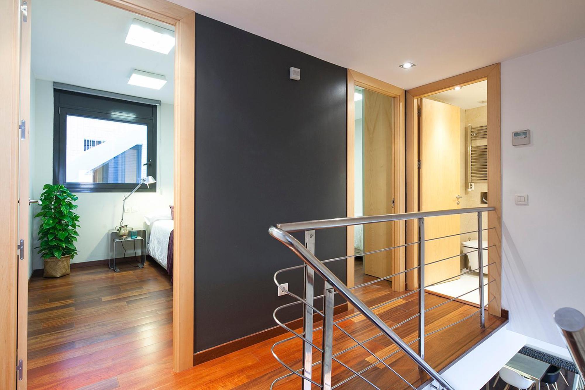 My Space Emirates - Splendid Apartment With Terrace And Pool Near Park Gueell Barcelona Ngoại thất bức ảnh