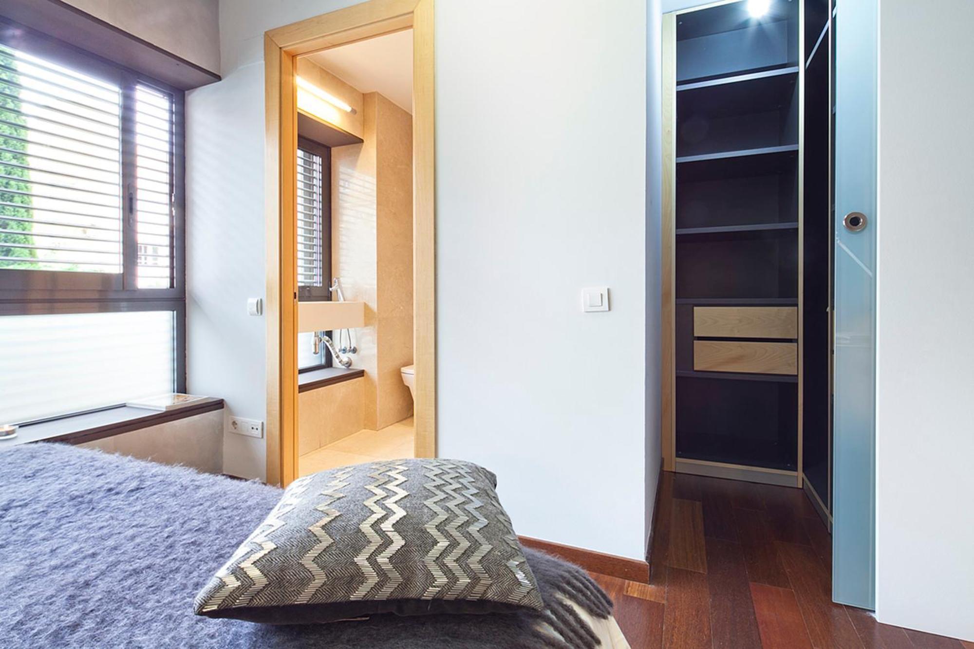 My Space Emirates - Splendid Apartment With Terrace And Pool Near Park Gueell Barcelona Ngoại thất bức ảnh