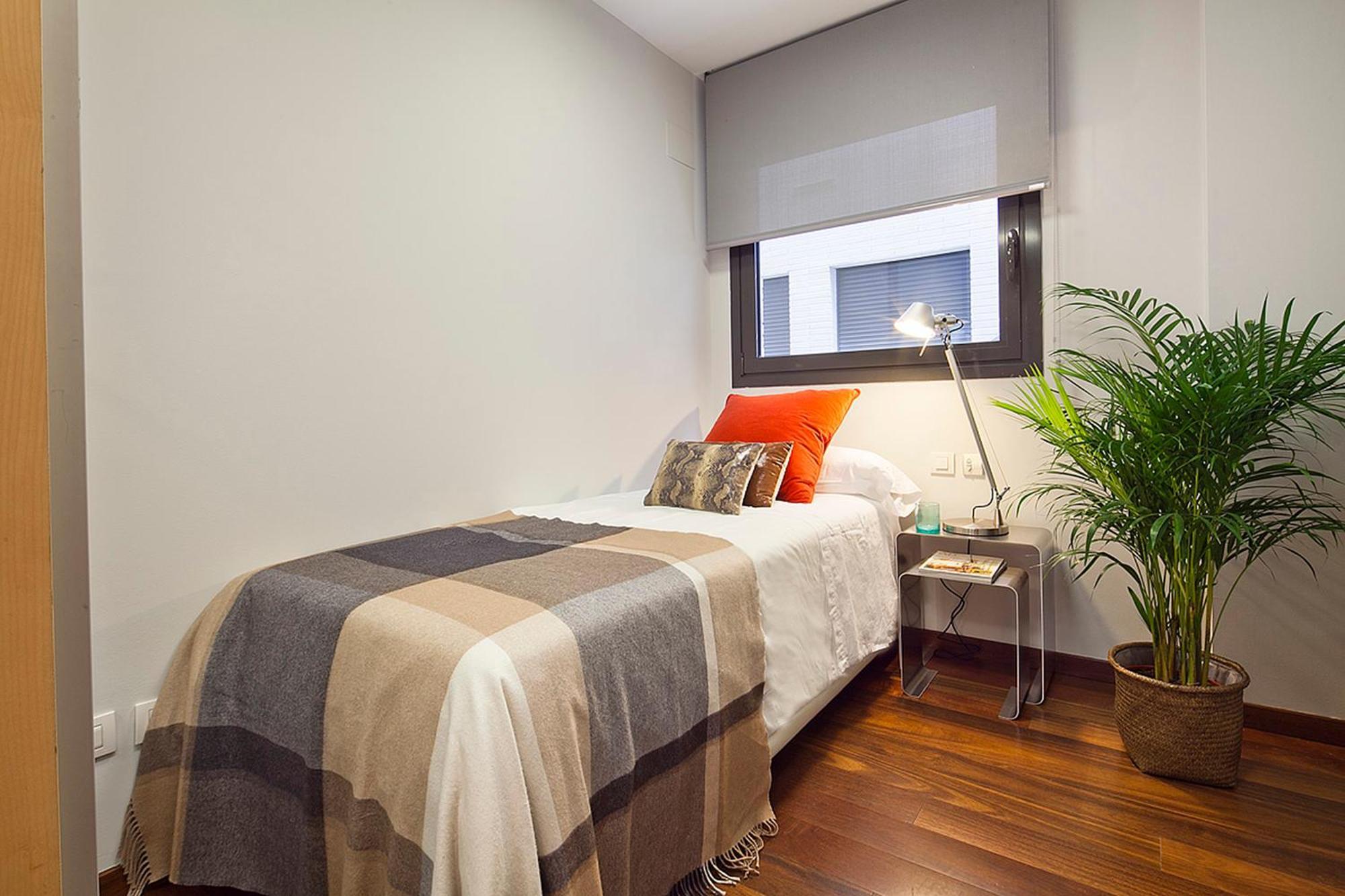 My Space Emirates - Splendid Apartment With Terrace And Pool Near Park Gueell Barcelona Ngoại thất bức ảnh
