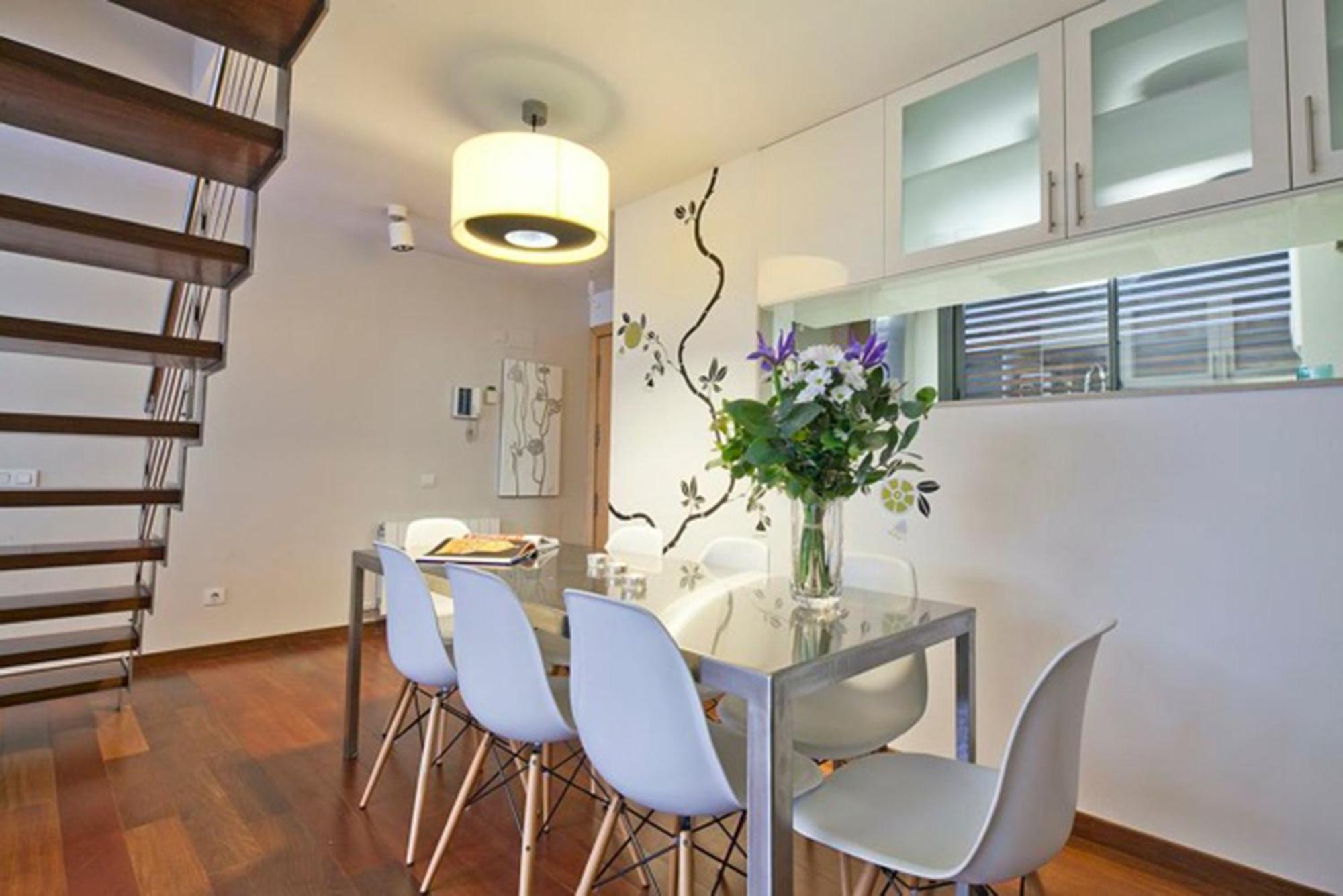 My Space Emirates - Splendid Apartment With Terrace And Pool Near Park Gueell Barcelona Ngoại thất bức ảnh