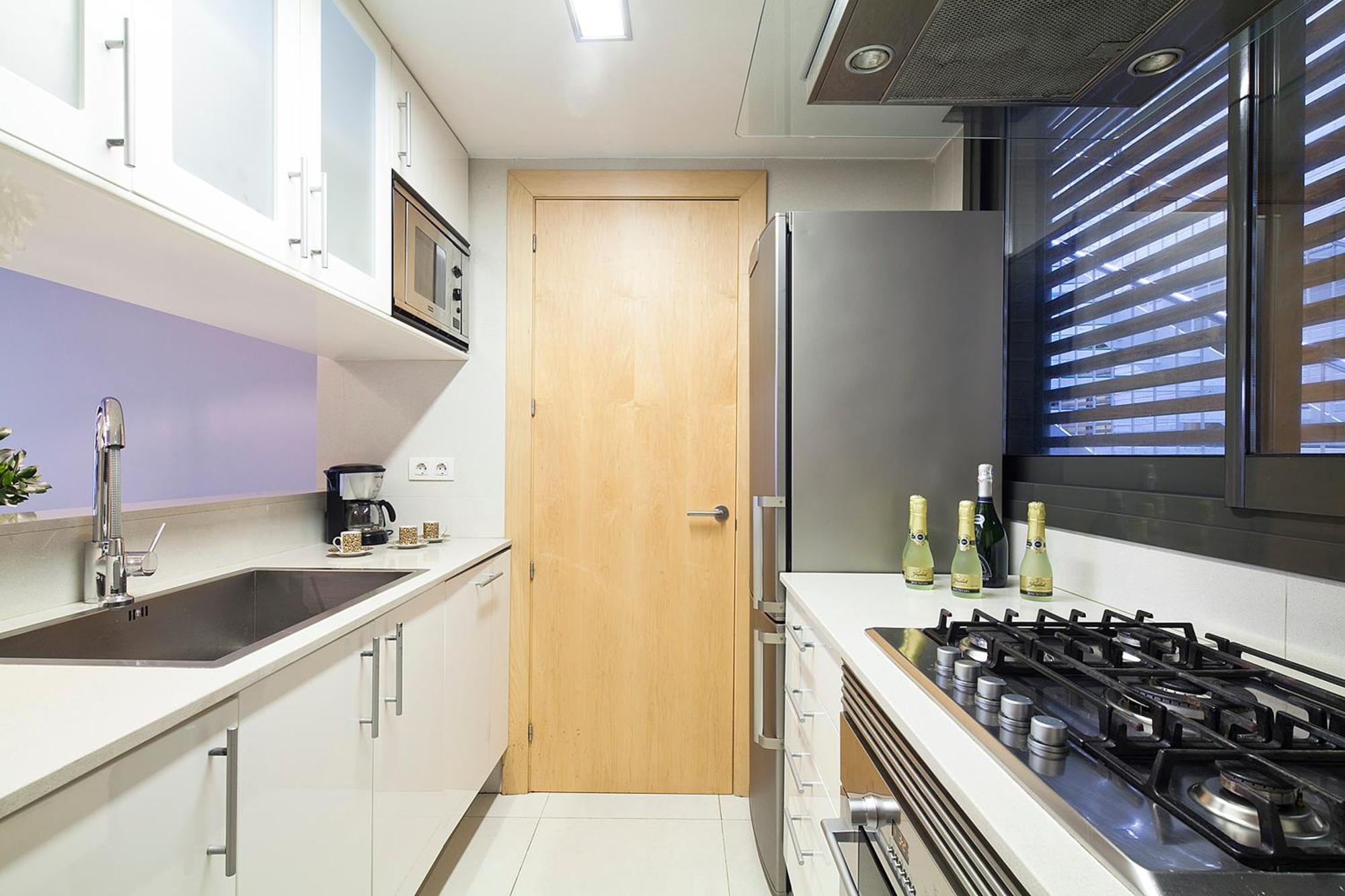 My Space Emirates - Splendid Apartment With Terrace And Pool Near Park Gueell Barcelona Phòng bức ảnh